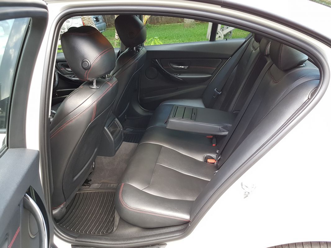BMW 316i  F30 Sport line in Mauritius