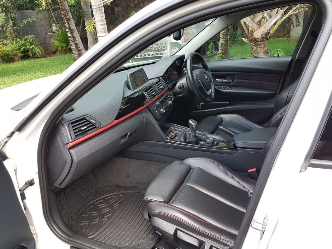 BMW 316i  F30 Sport line in Mauritius