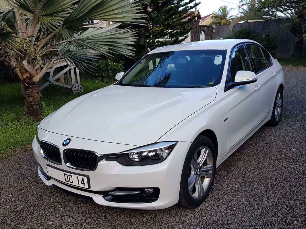 BMW 316i  F30 Sport line in Mauritius