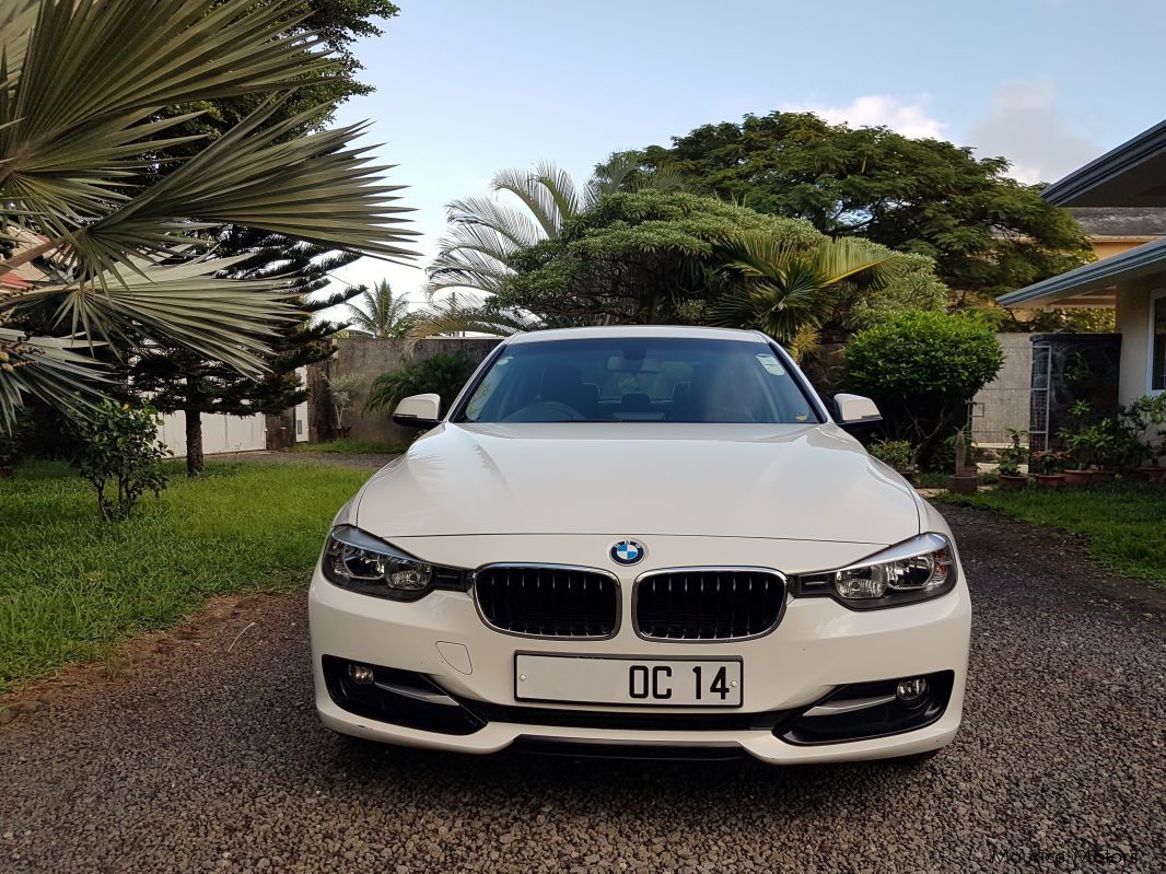 BMW 316i  F30 Sport line in Mauritius