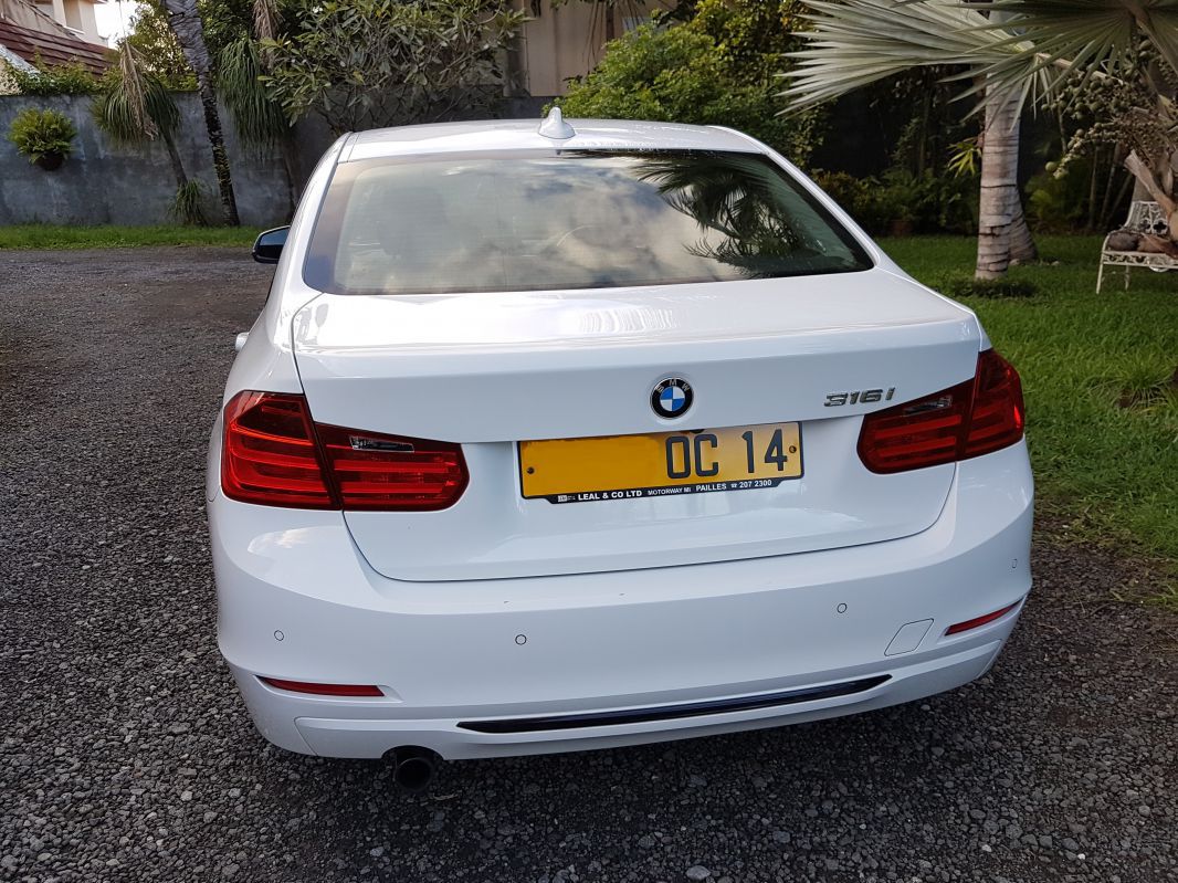 BMW 316i  F30 Sport line in Mauritius