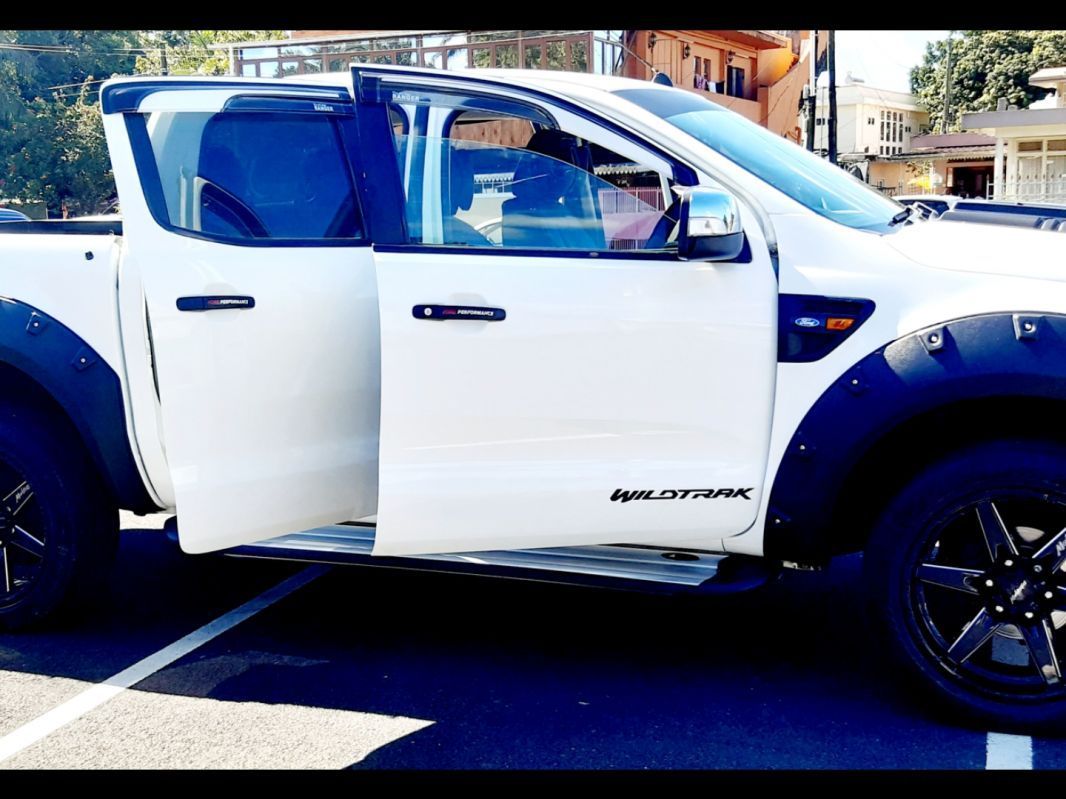 Ford RANGER 2.2 TURBO in Mauritius