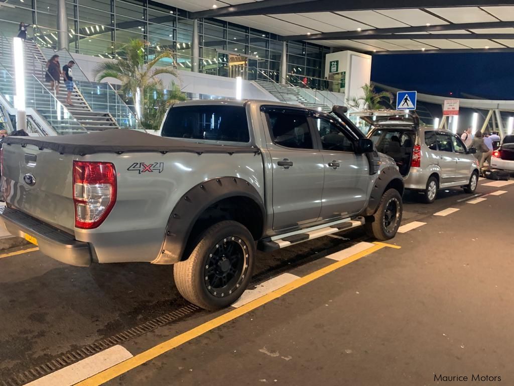 Ford Ranger 3.2 automatic 4*4 in Mauritius