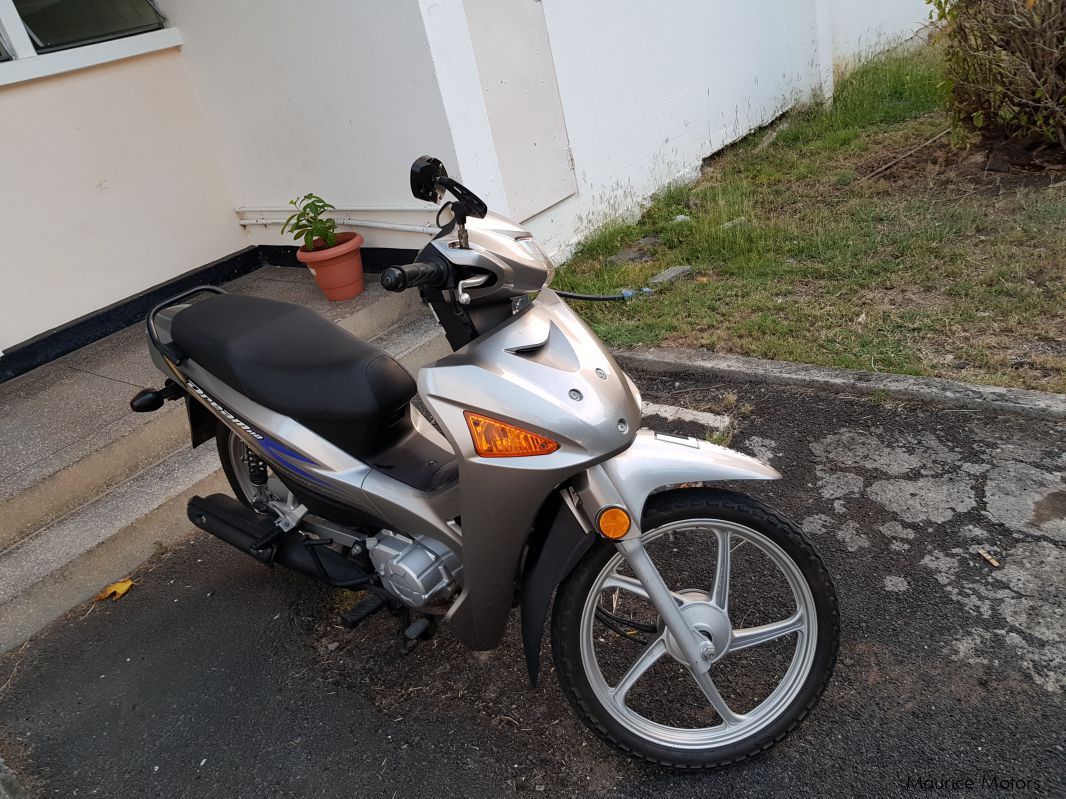 Honda Dream 110CC in Mauritius