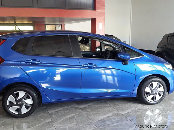 Honda FIT HYBRID - BLUE in Mauritius