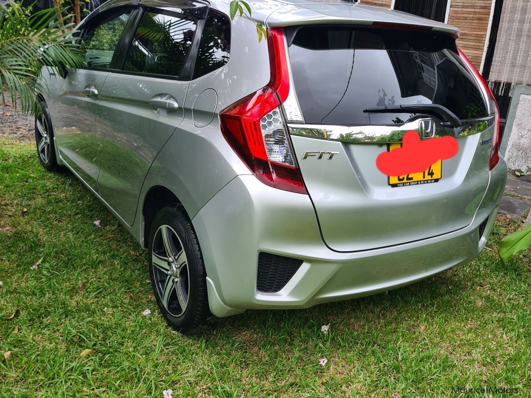 Honda Fit hybrid in Mauritius