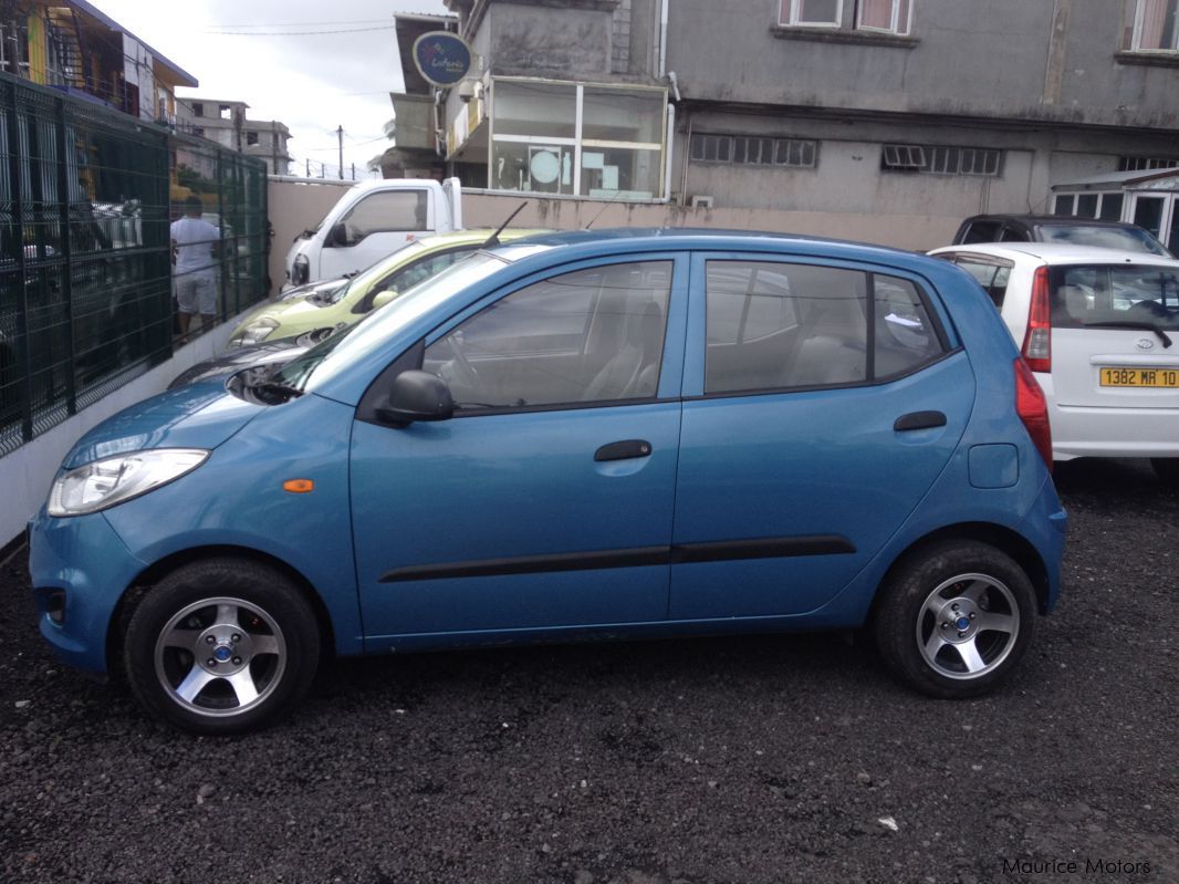 Hyundai i10 - BLUE - LEATHER SEATS in Mauritius