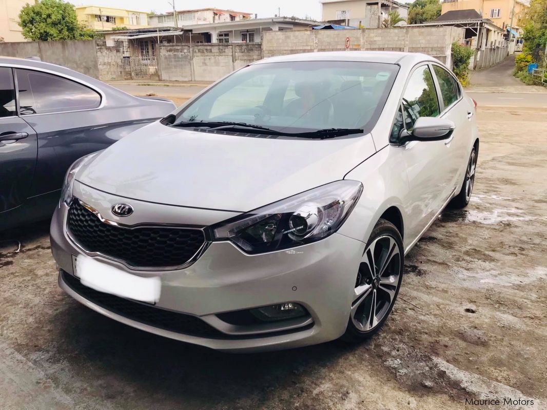 Kia CERATO 1.6L MANUAL  in Mauritius