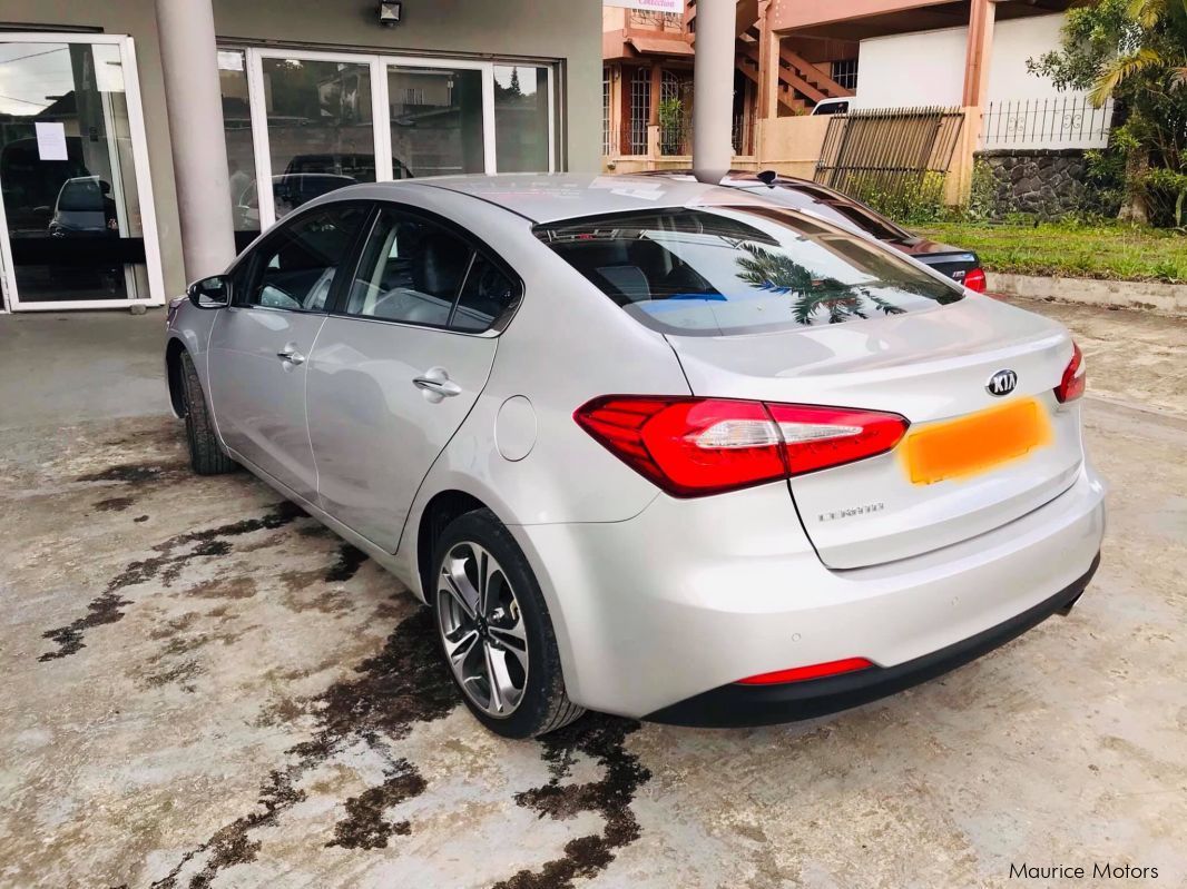 Kia CERATO 1.6L MANUAL  in Mauritius