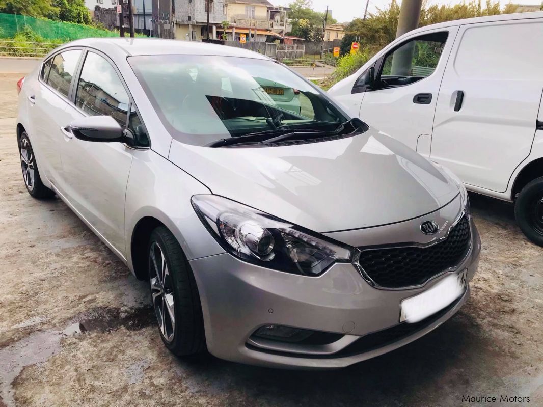 Kia CERATO 1.6L MANUAL  in Mauritius