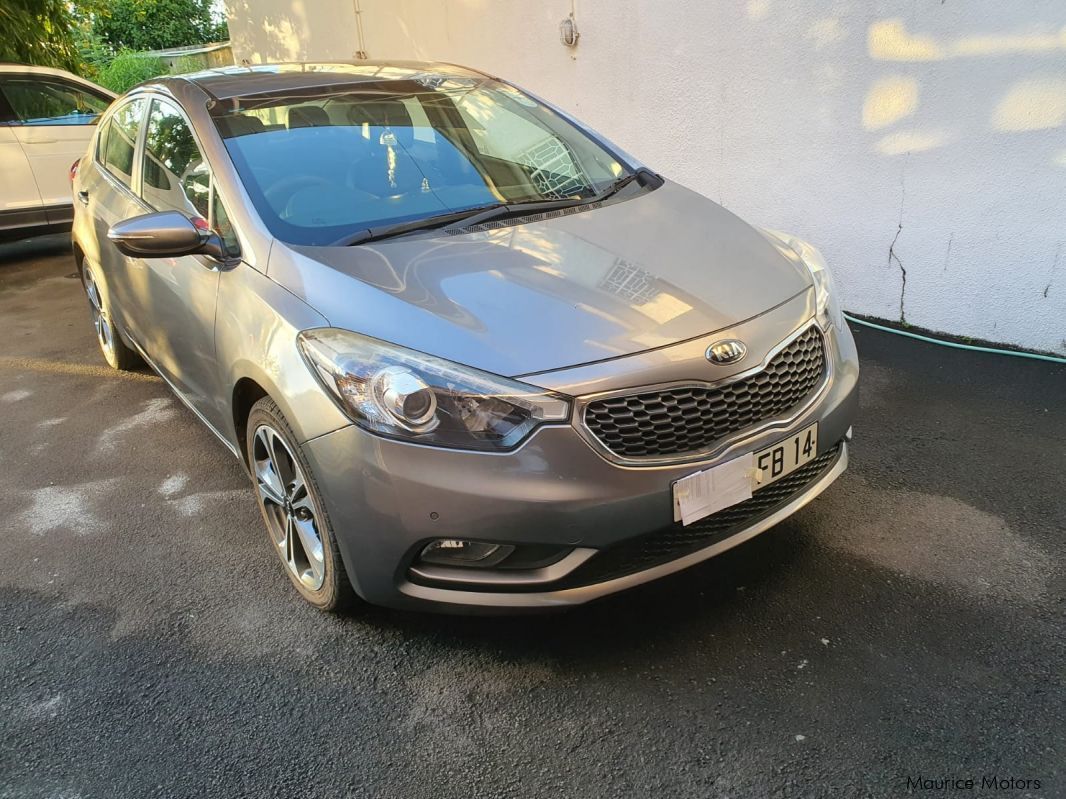 Kia CERATO in Mauritius