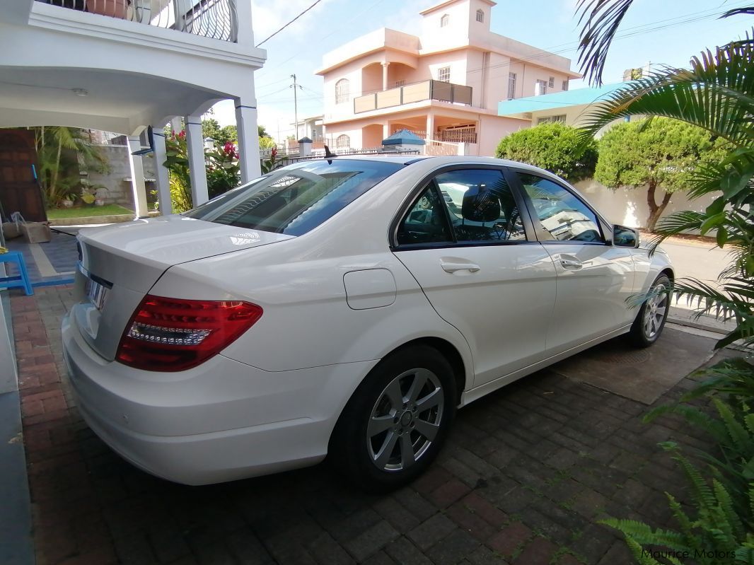 Mercedes-Benz C 180 in Mauritius