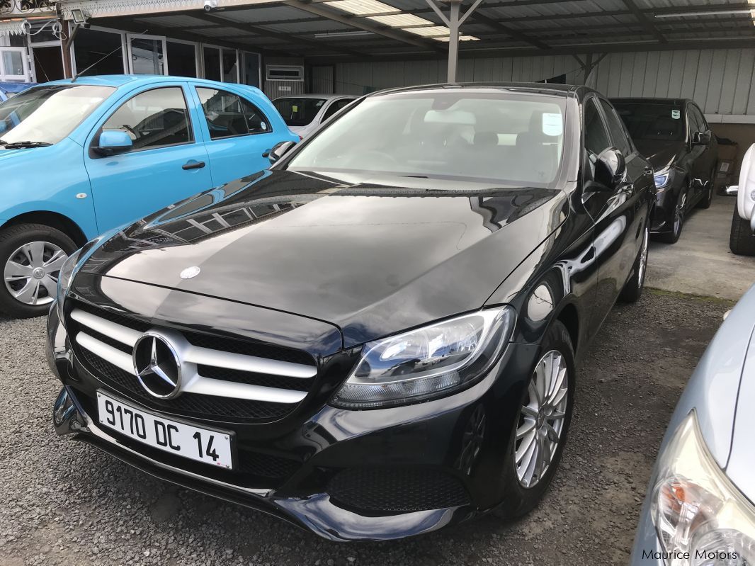 Mercedes-Benz C180 - BLACK TURBO in Mauritius