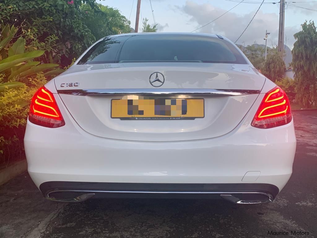 Mercedes-Benz C180 avantgarde W205  in Mauritius