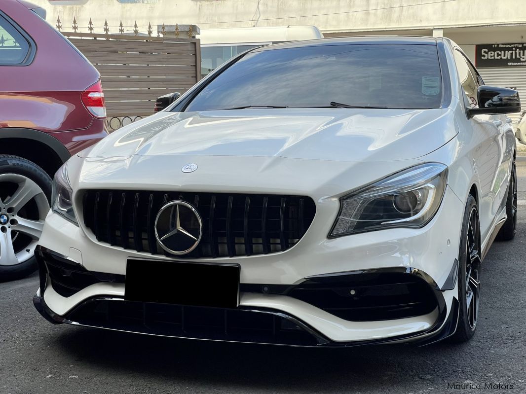 Mercedes-Benz CLA 180 AMG in Mauritius