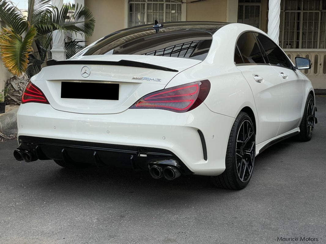 Mercedes-Benz CLA 180 AMG in Mauritius