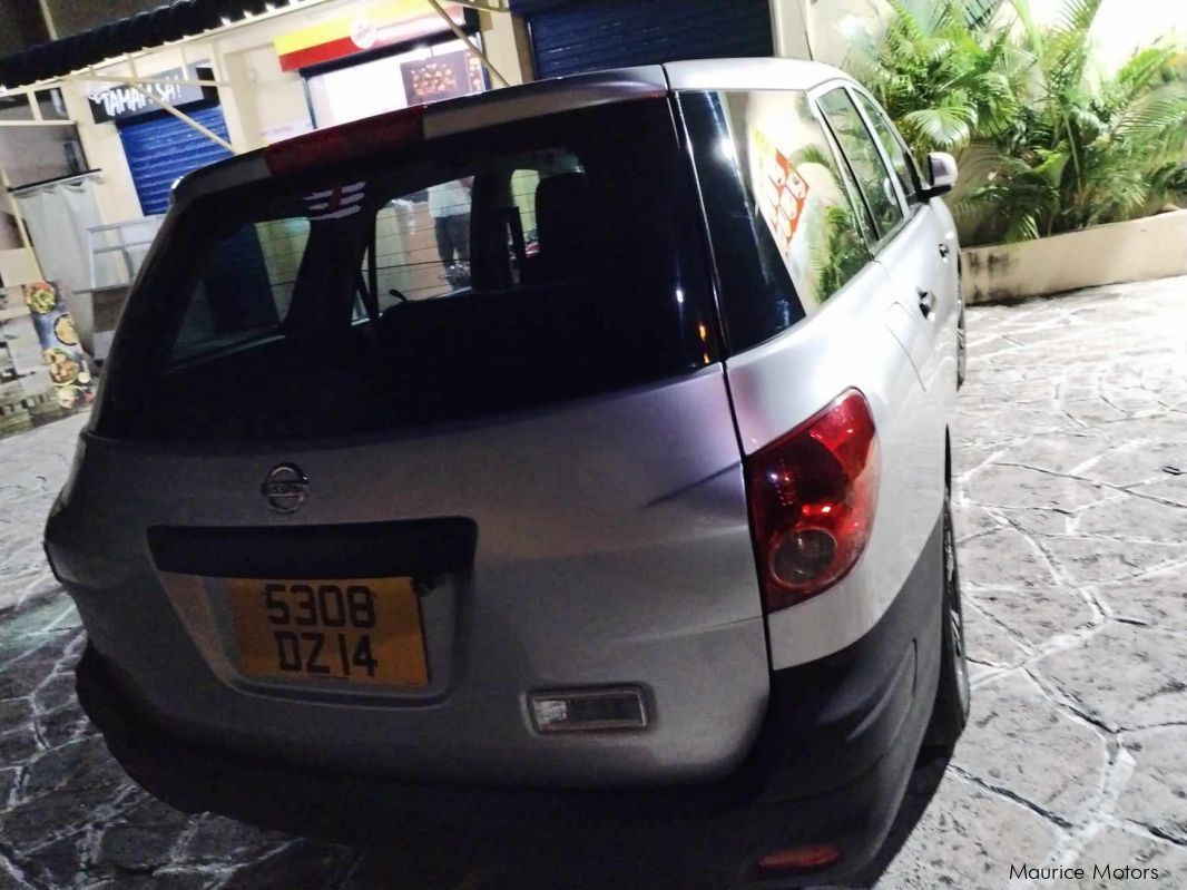 Nissan Ad van in Mauritius
