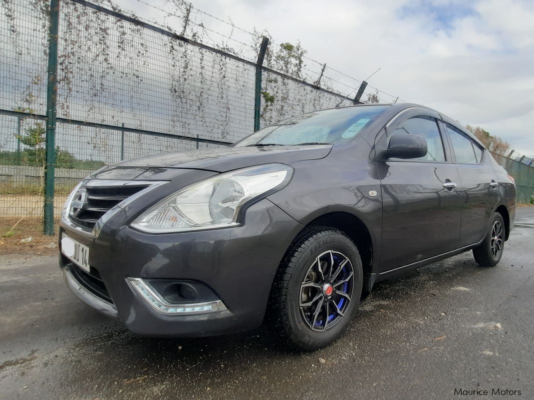 Nissan Almera Saloon in Mauritius