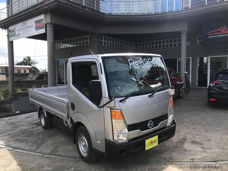 Nissan CABSTAR 3.0 TURBO DIESEL in Mauritius