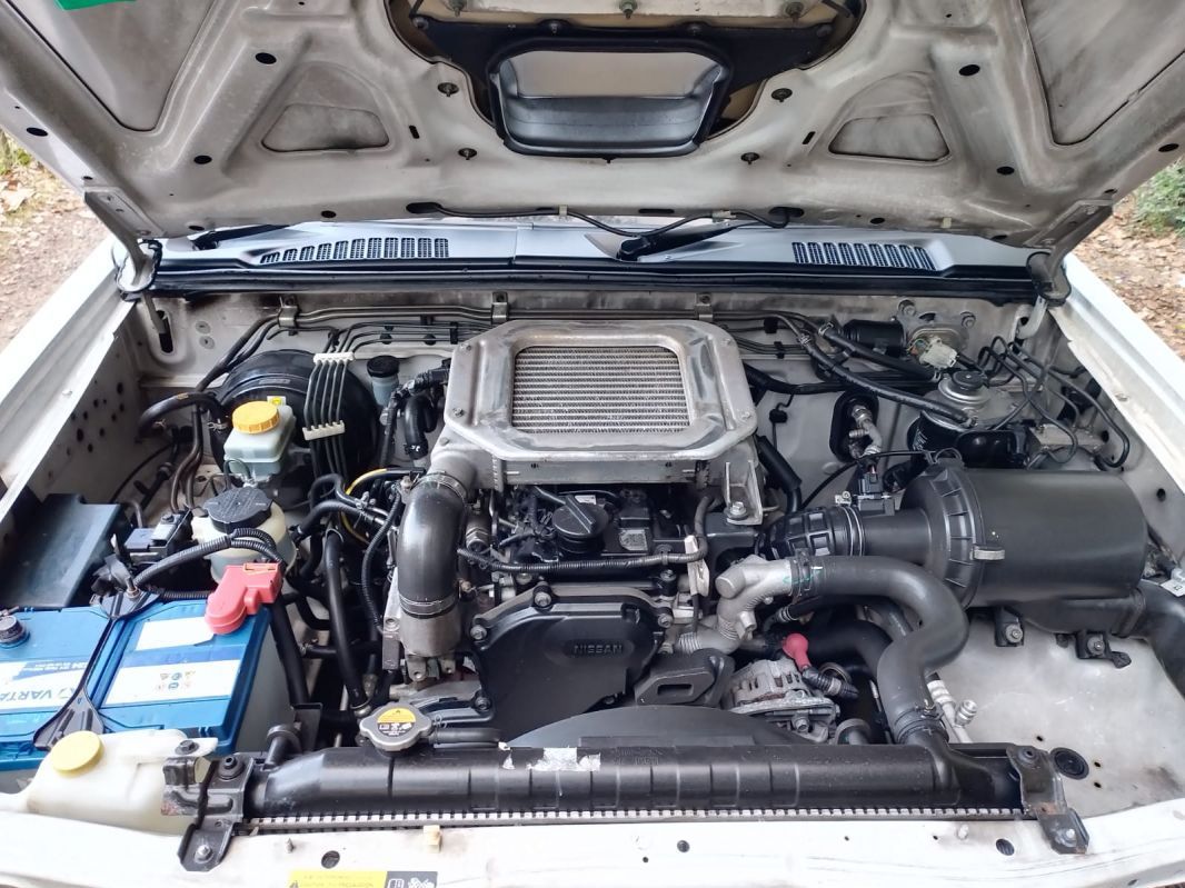 Nissan NP300 HARDBODY in Mauritius