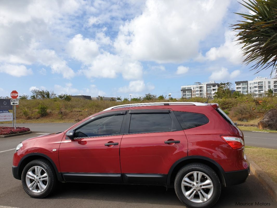 Nissan Qashqai +2 in Mauritius