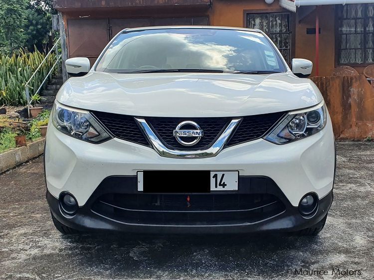 Nissan Qashqai J11 in Mauritius