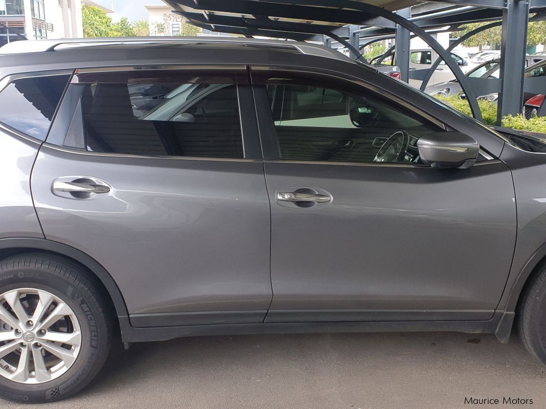 Nissan X-trail in Mauritius