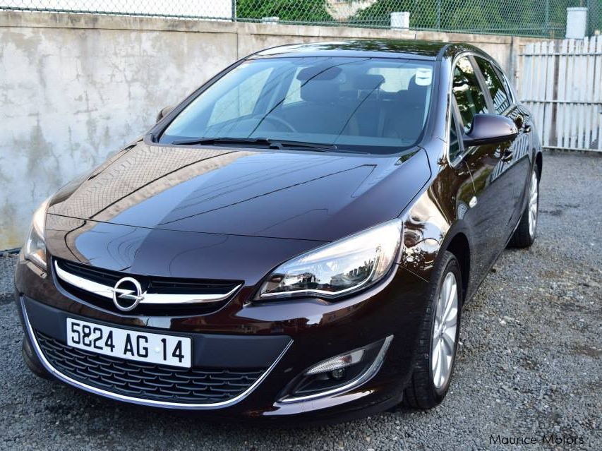 Opel Astra J 1.4 Turbo in Mauritius