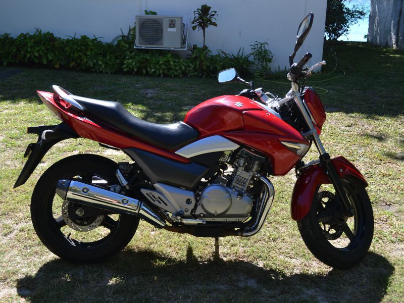 Suzuki GW250 Inazuma in Mauritius