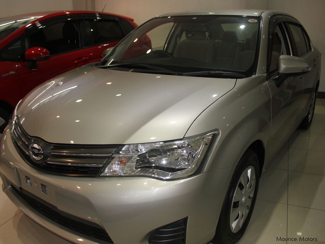 Toyota AXIO - BEIGE - MANUAL TRANSMISSION in Mauritius