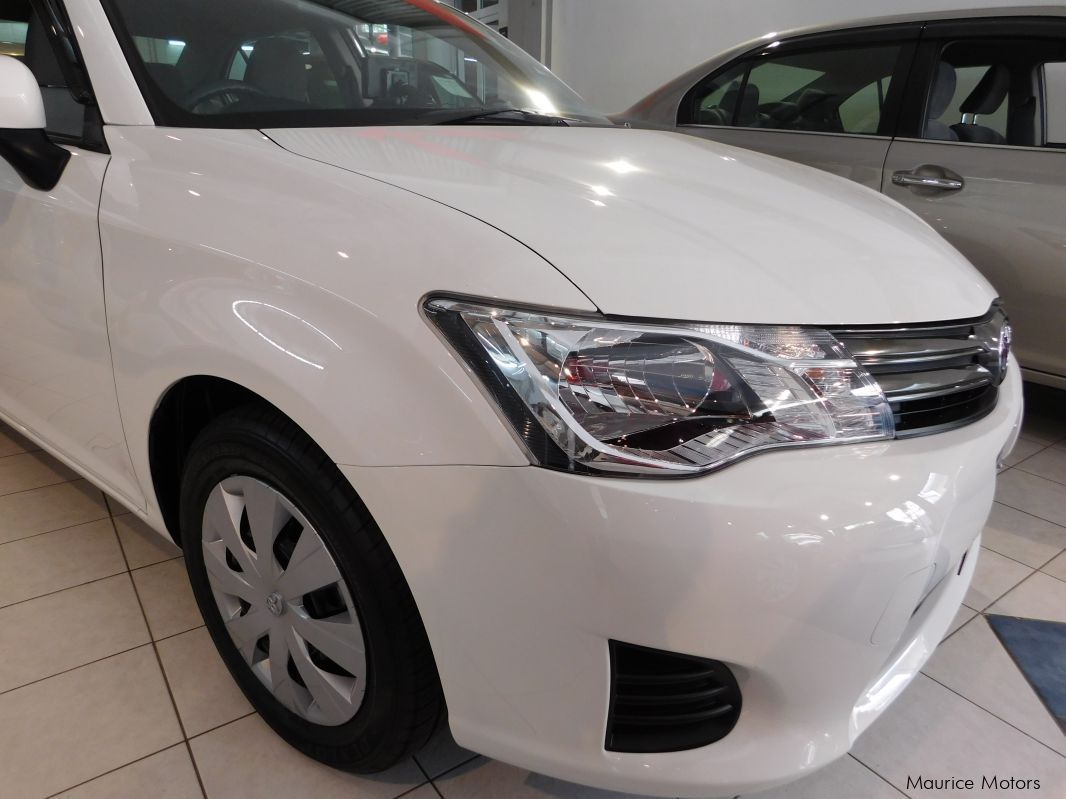 Toyota AXIO - WHITE in Mauritius