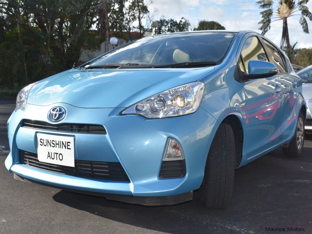 Used Toyota Aqua S 2014 Aqua S for sale Eau Coulee Toyota Aqua S