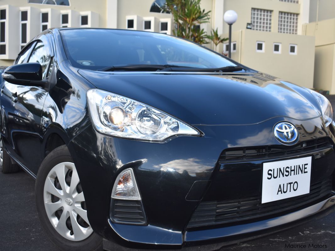 Toyota Aqua S Smart Key in Mauritius