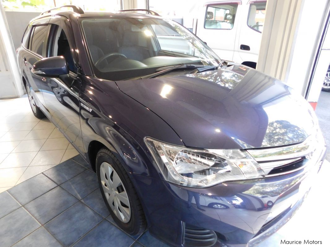Toyota FIELDER - DARK BLUE in Mauritius