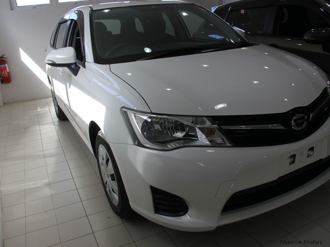 Toyota FIELDER - WHITE in Mauritius