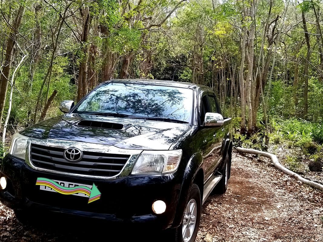 Toyota Hilux Raider in Mauritius