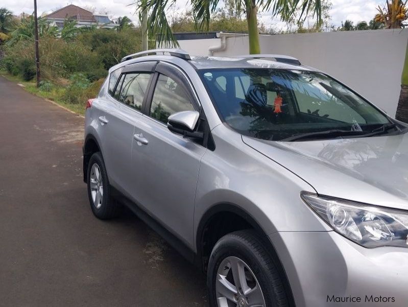 Toyota Rav 4 in Mauritius