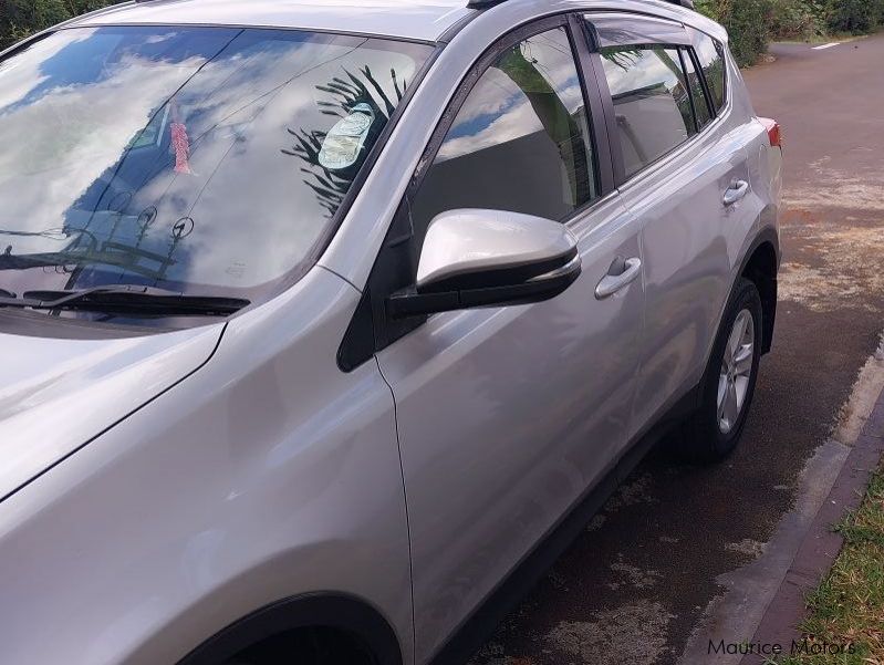 Toyota Rav 4 in Mauritius