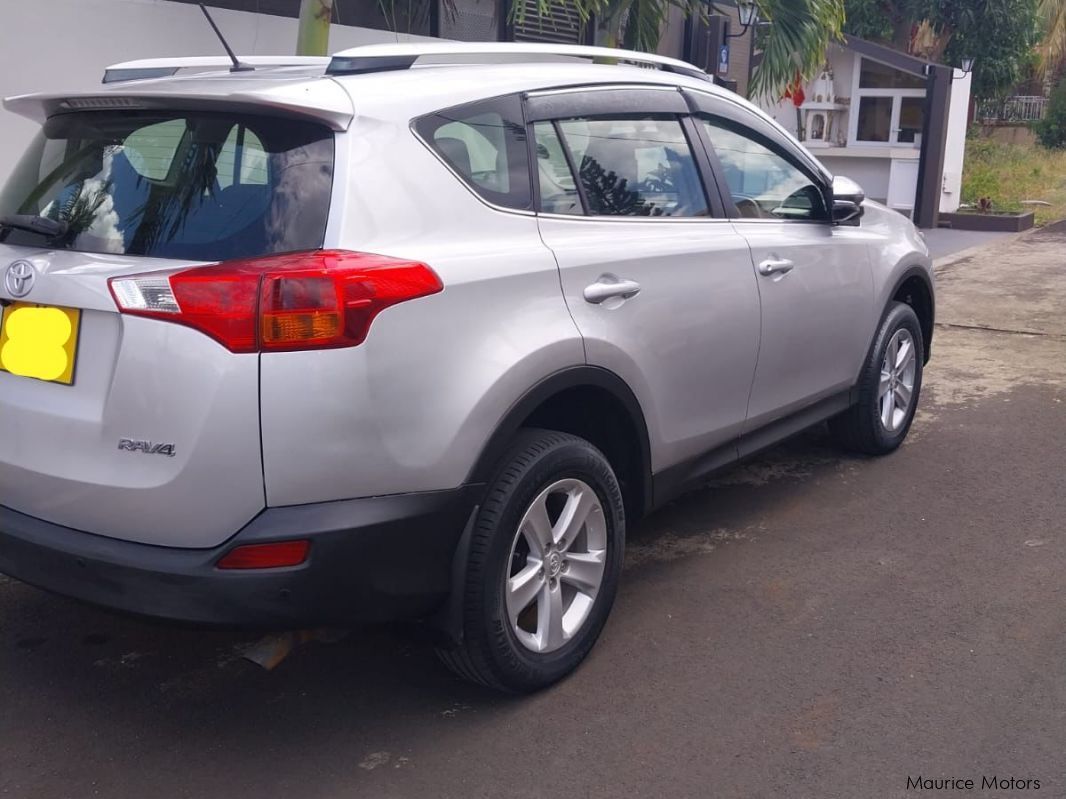 Toyota Rav 4 in Mauritius