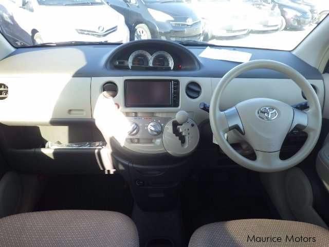 Toyota Sienta 7 seater in Mauritius