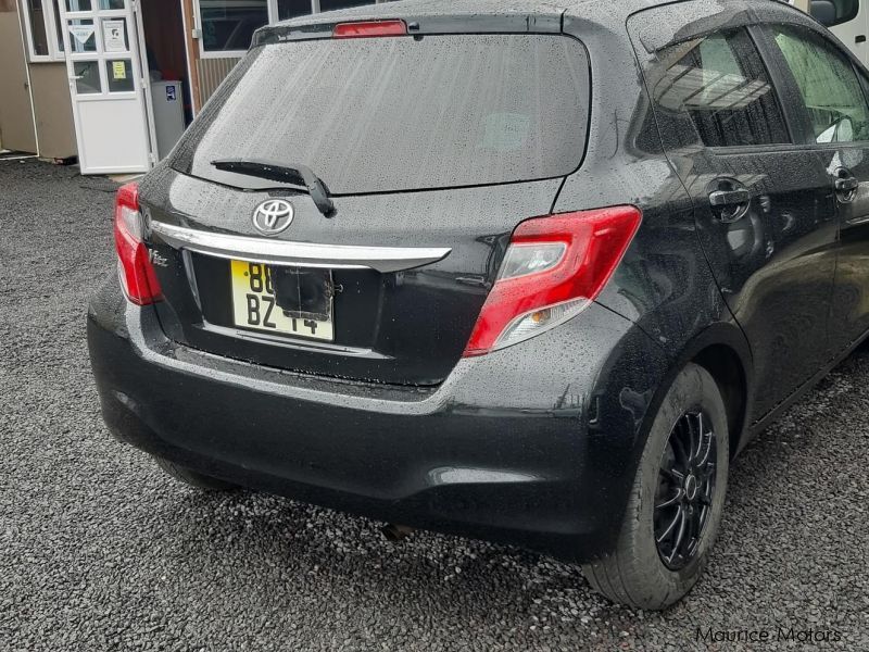 Toyota VITZ - BLACK in Mauritius