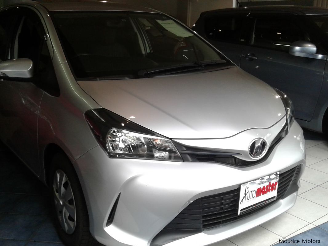 Toyota VITZ - SILVER - NEW SHAPE in Mauritius