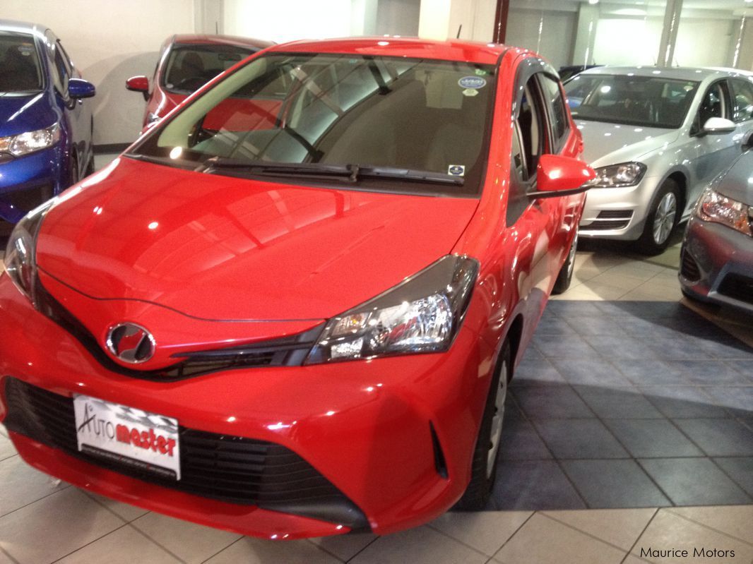 Toyota VITZ 1.3CC - RED in Mauritius