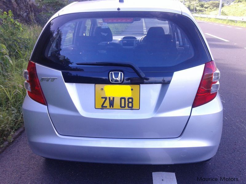 Toyota Vitz in Mauritius