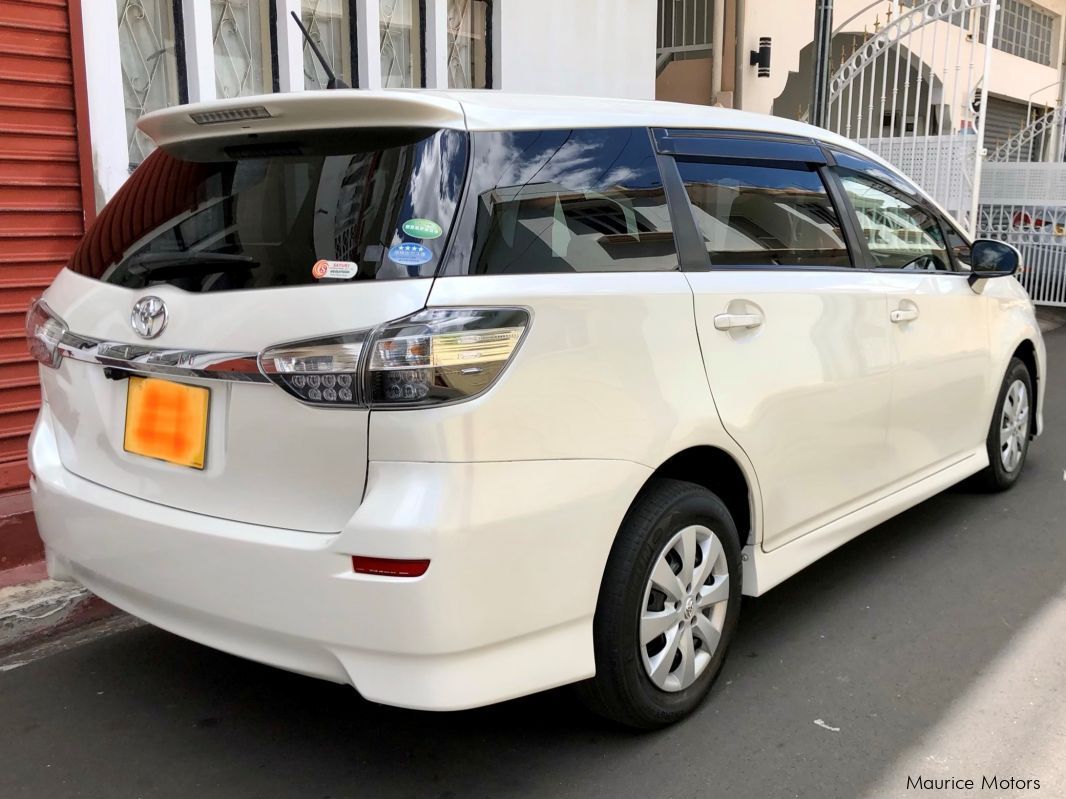 Toyota Wish in Mauritius
