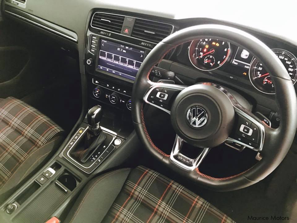 Volkswagen GOLF 7 GTI - 2.0L TURBOCHARGED ENGINE - DSG SPORT GEARBOX WITH PADDLE SHIFT in Mauritius