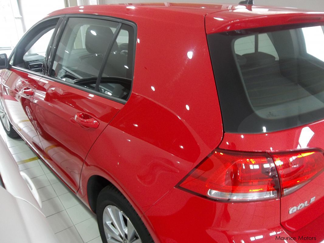 Volkswagen GOLF TURBO TSI - RED in Mauritius