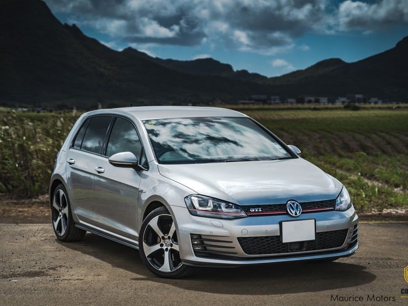 Volkswagen Golf GTI MK7 in Mauritius