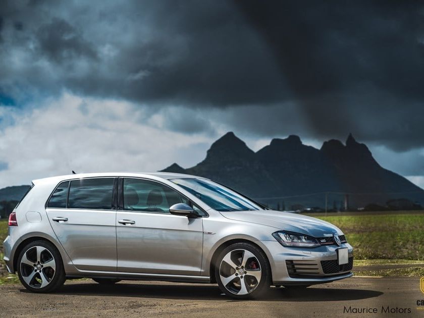 Volkswagen Golf GTI MK7 in Mauritius