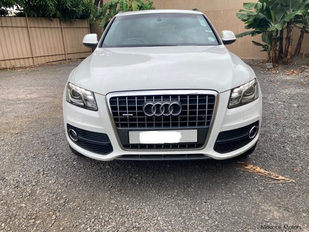 Audi Q5 2.0 TDI S LINE in Mauritius